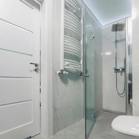 Zlota Perla Z Parkingiem 16 E Perlowa Przystan - Appartamento Kołobrzeg